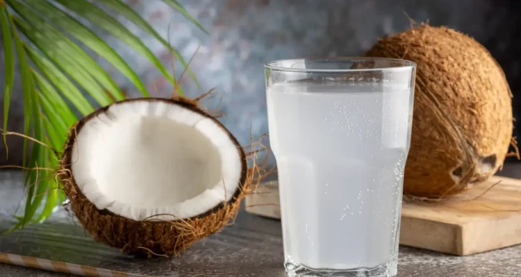 Manfaat Air Kelapa